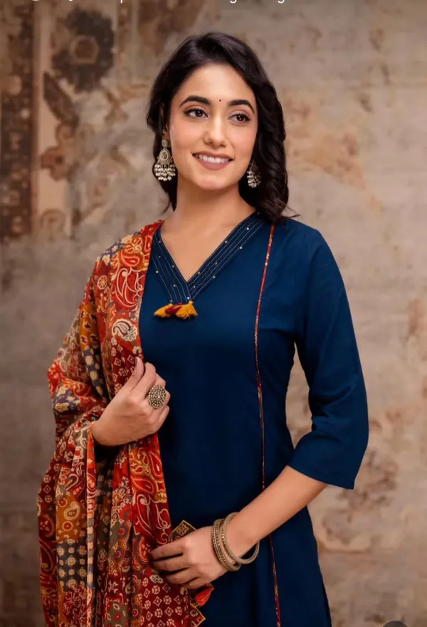 Blue_Premium_Chanderi_Silk_Kurta_Set_For_Women