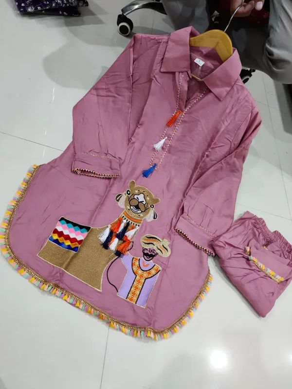 Pink_Premium_Chanderi_Silk_Kurta_With_Pant_Set_For_Women