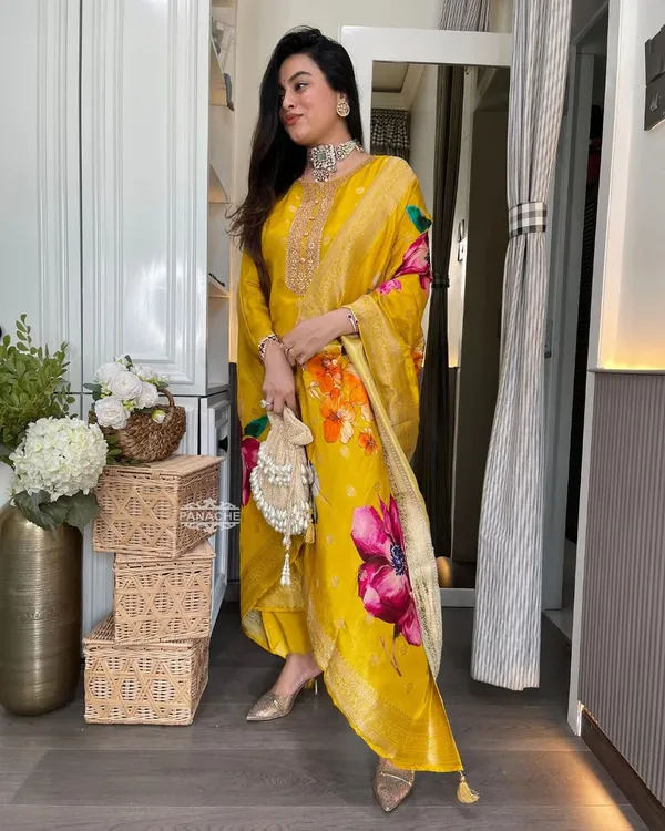 Yellow_Premium_Chanderi_Silk_Kurta_Set_For_Women