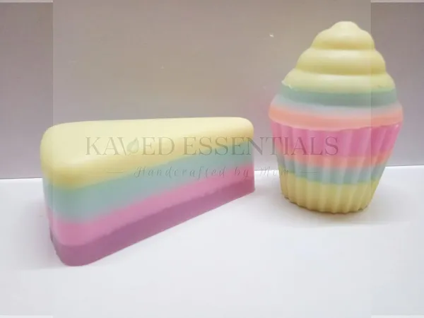 Handmade_Cupcake_Soap_For_Kids_Sulphate_And_Paraben_Free_150_Gm