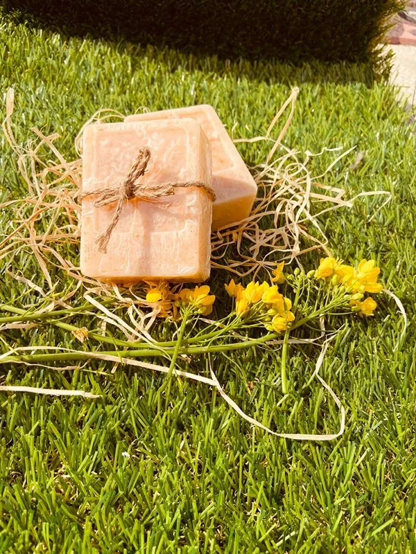 Handmade_Honey_And_Oats_For_Deep_Clean_And_Acne_And_Pores_Sulphate_And_Paraben_Free_160Gm
