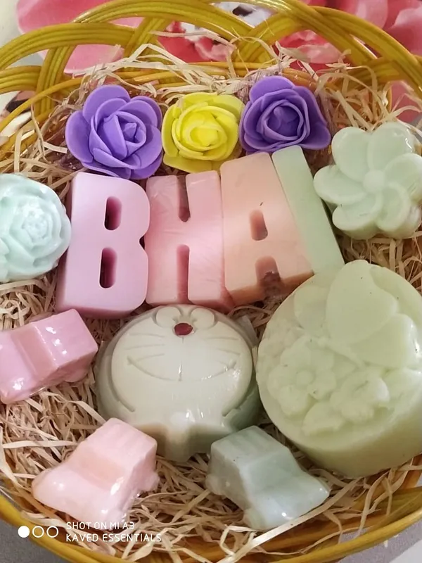 Handmade_Gift_For_Bothers_Rakhi_Special_Combo_Gift_Set_Bhai_And_Doraemon_Shape_Soaps_With_Wooden_Box_Unisex_Sulphate_And_Paraben_Free_450_Gm