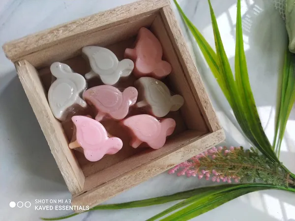 Mini_Flamingo_Traveling_Soap_Set_For_Kids_With_Wooden_Box_8_9_Pcs_70_Gm_Best_For_Birthday_Gifts