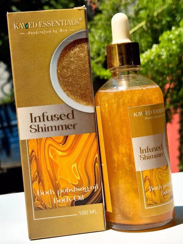 Kaved_Essentials_Glow_Body_Oil/Polishing_Oil_Infused_With_Gold_Flakes_Walnut_Oil_And_Avocado_Oil_Rich_In_Vitamin_E_100Ml
