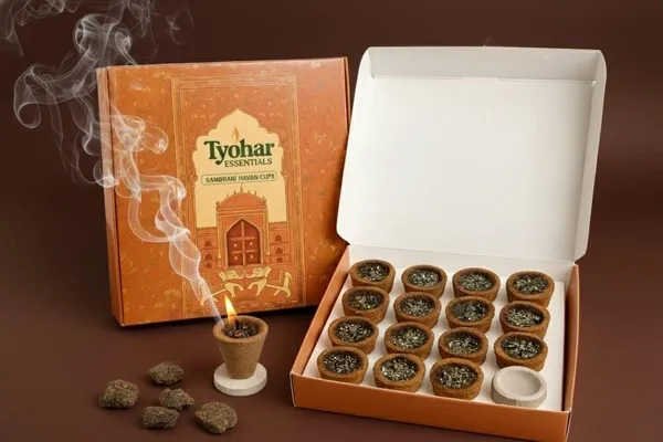 Pack_Of_2_Gugal_&_Sambrani_Cow_Dung_Havan_Cup_Combo_|Made_With_Recycled_Flowers_|_Pure_Natural_Guggal_&_Sambrani_Dhoop_Resin_For_Pooja,_Havan_&_Spiritual_Rituals__(15_Each)