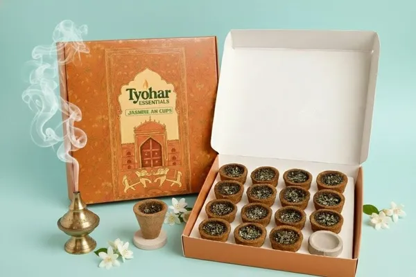 Pack_Of_2_Devotional_Sandalwood_&_Jasmine_Cow_Dung_Havan_Cup_Combo_|(15_Cups_Each)_|_Natural_Floral_Dhoop_Cups_For_Pooja_&_Spiritual_Rituals