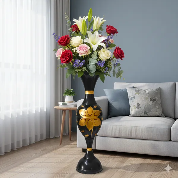 Black_Gold_Iron_Flower_Vase_For_Displaying_Fresh_Or_Artificial_Flowers