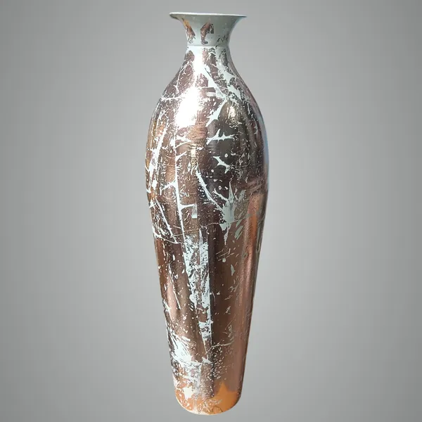 Copper_Iron_Flower_Vase_For_Displaying_Fresh_Or_Artificial_Flowers