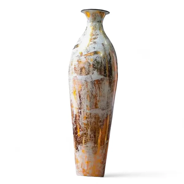 Golden_Iron_Flower_Vase_For_Displaying_Fresh_Or_Artificial_Flowers