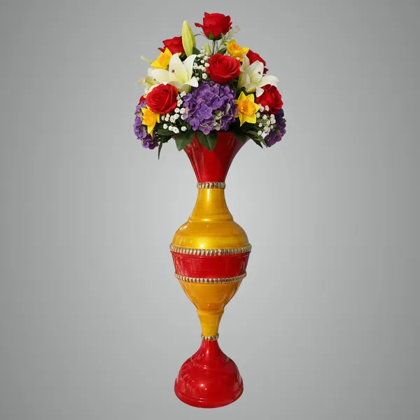 Red_Gold_Iron_Flower_Vase_For_Displaying_Fresh_Or_Artificial_Flowers