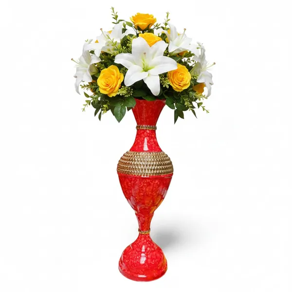 Red_Iron_Flower_Vase_For_Displaying_Fresh_Or_Artificial_Flowers
