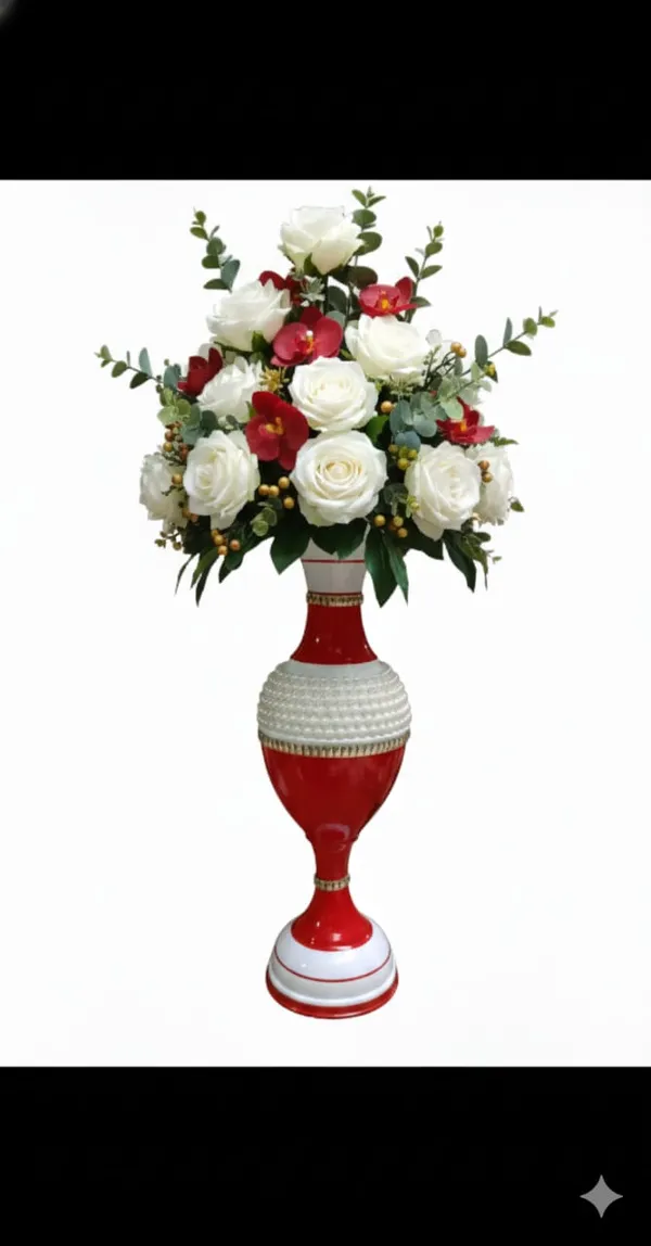 Red_Gold_Iron_Flower_Vase_For_Displaying_Fresh_Or_Artificial_Flowers