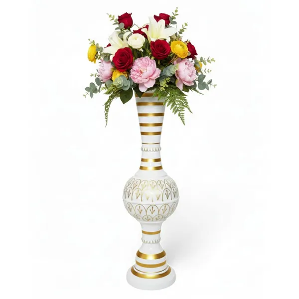 White_Golden_Iron_Flower_Vase_For_Displaying_Fresh_Or_Artificial_Flowers