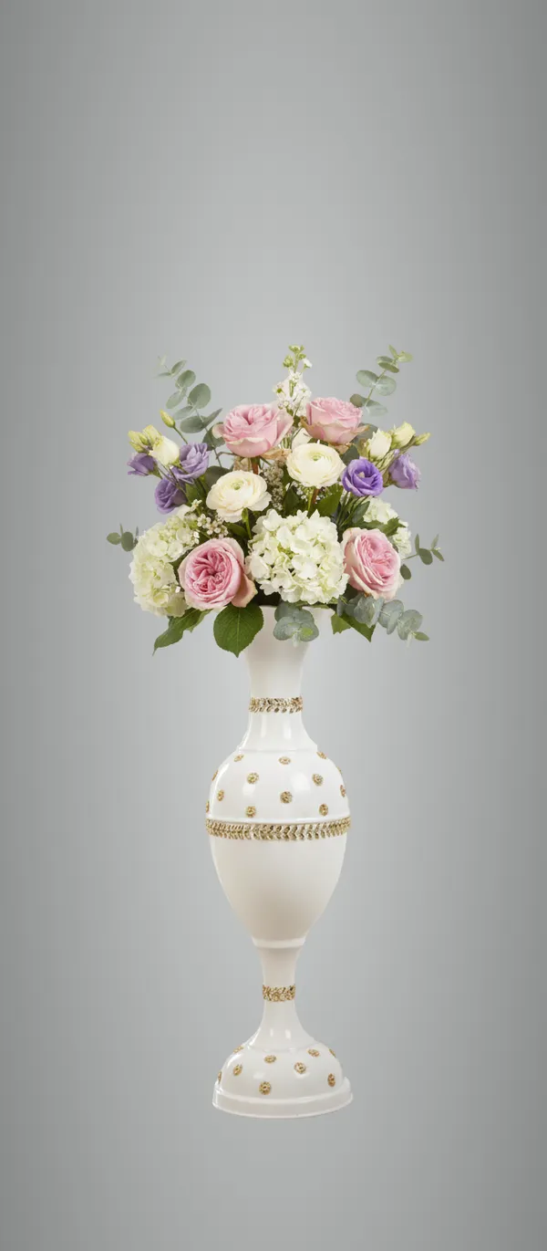 White_Gold_Iron_Flower_Vase_For_Displaying_Fresh_Or_Artificial_Flowers