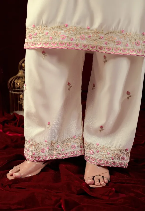 White_Designer_Kurti_Pant_With_Dupatta_For_Women