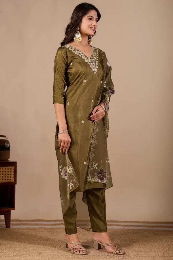 Mehndi_Designer_Kurti_Pant_With_Dupatta_For_Women