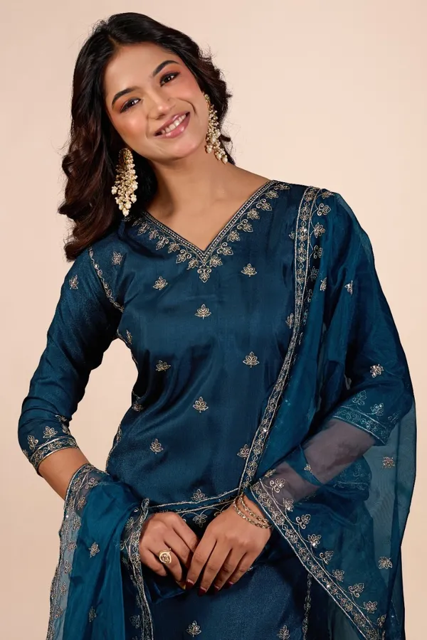 Blue_Designer_Kurti_Pant_With_Dupatta_For_Women