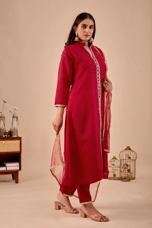 Maroon_Designer_Kurti_Pant_With_Dupatta_For_Women