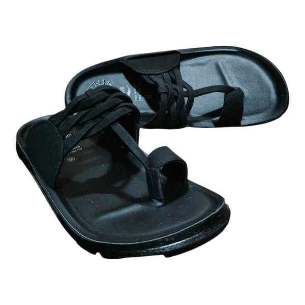 Black_Braided_Strap_Toe_Loop_Sandals_For_Men