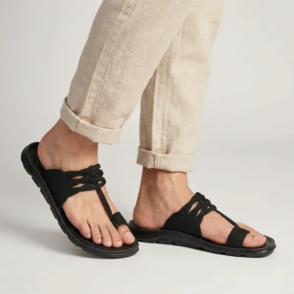 Black_Braided_Strap_Toe_Loop_Sandals_For_Men