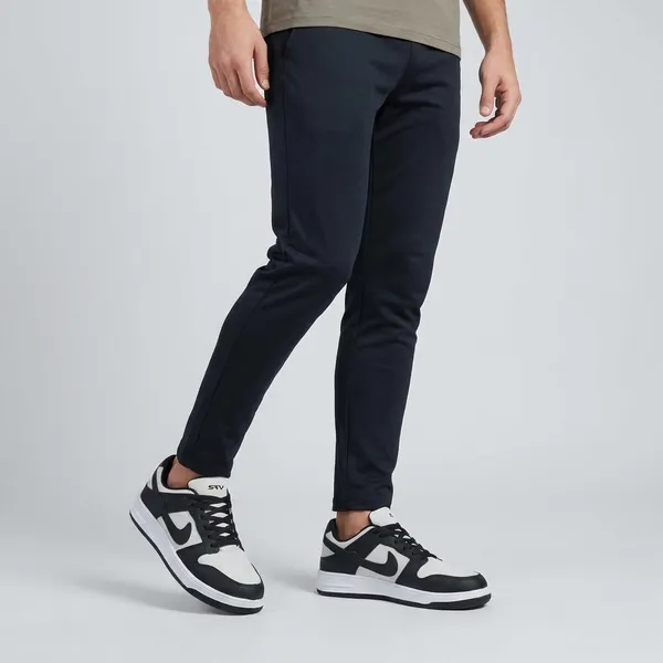 Black_And_White_Dunk_Low_Sneakers_For_Men