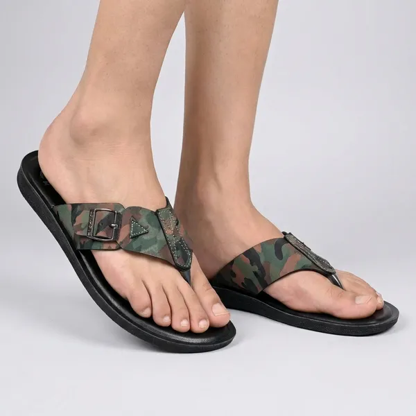 Camouflage_Print_Casual_Flip_Flop_Slippers_With_Buckle_Detail_For_Men
