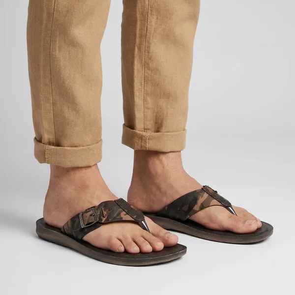 Camouflage_Flip_Flop_Sandals_With_Buckle_Detail_For_Men