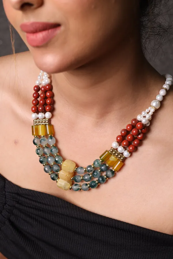 Red_Aventurine_With_Tumbles_And_Pearl_Necklace_For_Women_And_Girls