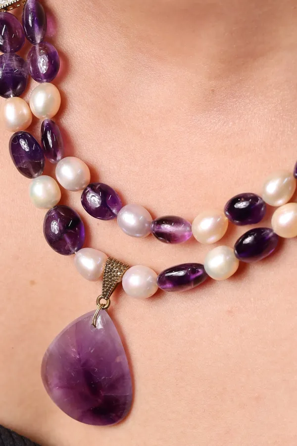 Amethyst_With_Freshwater_Pearl_And_Locket_Necklace_For_Women_And_Girls
