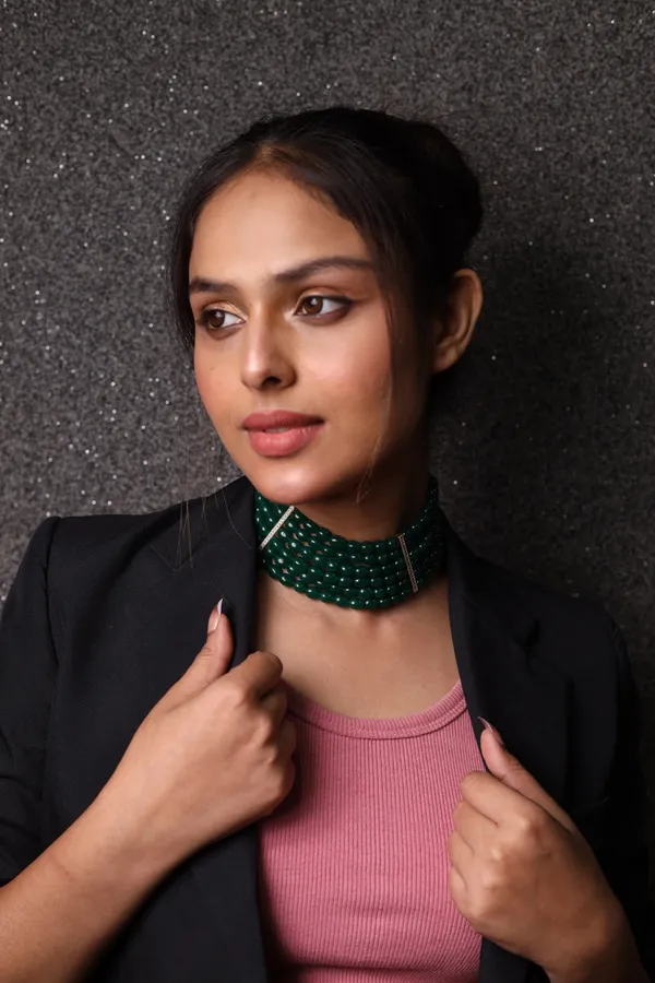 Bold_Layered_Green_Oval_Onyx_Choker_For_Women_And_Girls