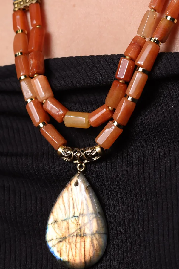 Red_Aventurine_And_Apatite_Beads_With_Locket_Necklace_For_Women_And_Girls