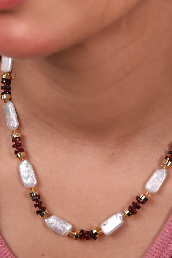 Boraq_Pearl_And_Garnet_Beads_Necklace_For_Women_And_Girls
