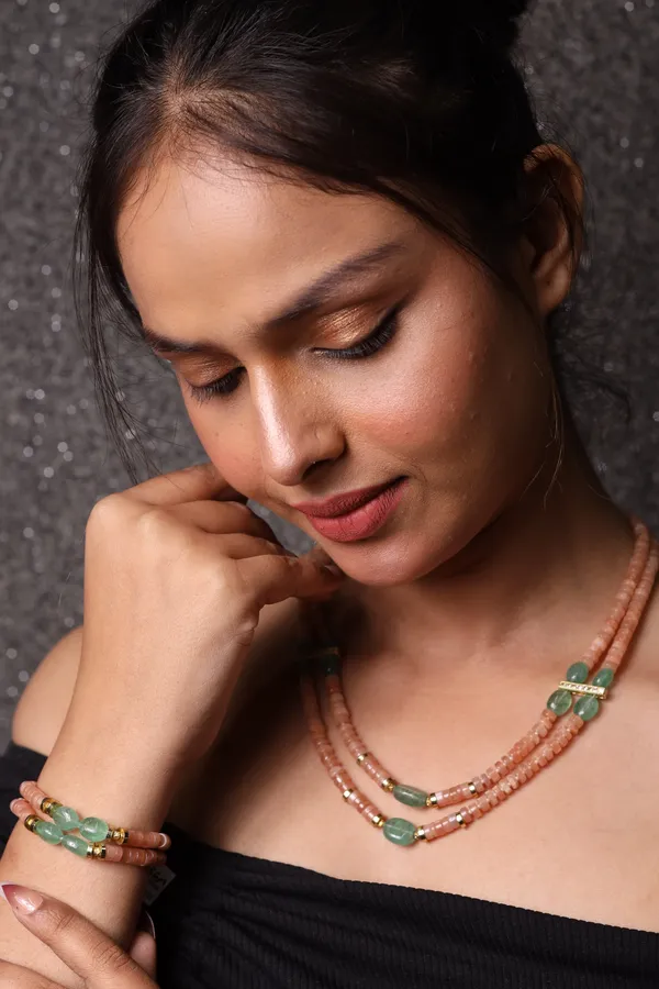Peach_Moonstone_Beads_Necklace_For_Women_And_Girls