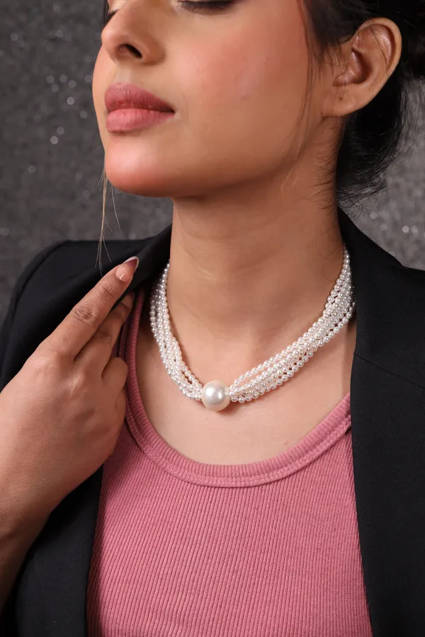 Elegant_Pearl_Contemporary_Necklace_For_Women_And_Girls