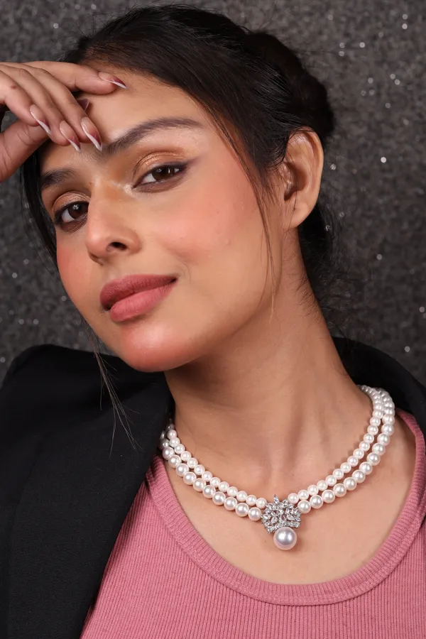 Elegant_Pearls_And_Pendant_Necklace_For_Women_And_Girls