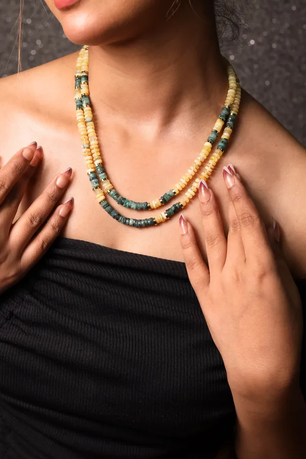 Yellow_Opal_And_And_Emerald_Necklace_For_Women_And_Girls