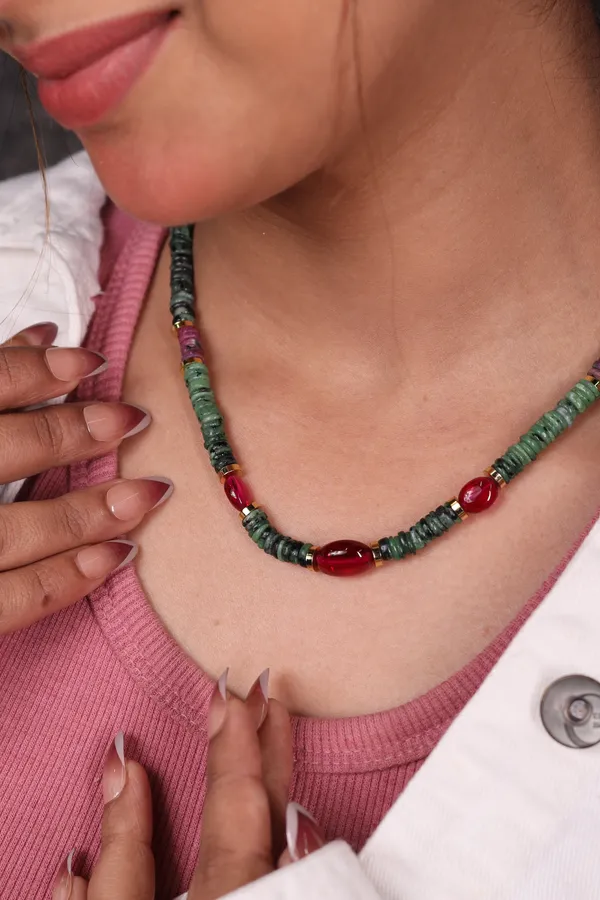 Green_Zoisite_And_Ruby_Beads_Necklace_For_Women_And_Girls