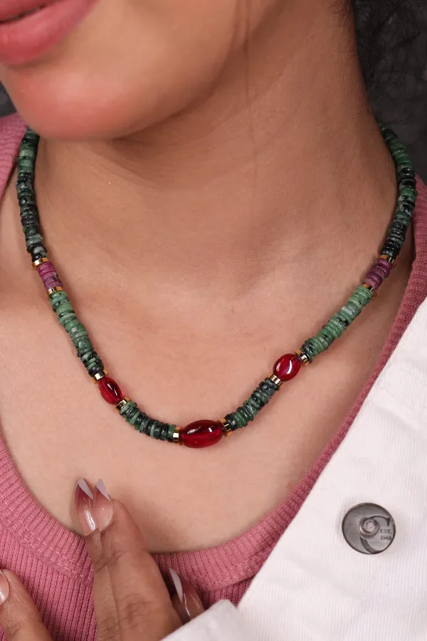 Green_Zoisite_And_Ruby_Beads_Necklace_For_Women_And_Girls