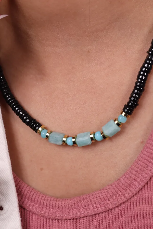 Black_Heishi_Cut_And_Turquoise_Beads_Necklace_For_Women_And_Girls