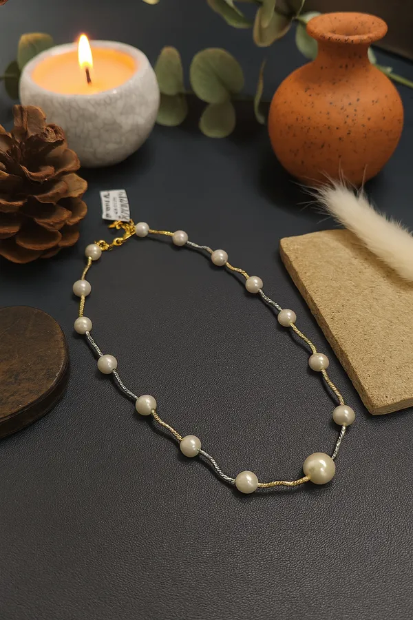 Beautiful_Pearl_Necklace_For_The_Woman_And_Girls