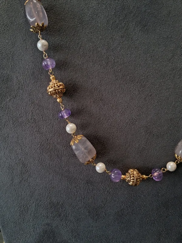 Royal_Amethyst_Pearl_And_Tumble_Gemstone_Necklace