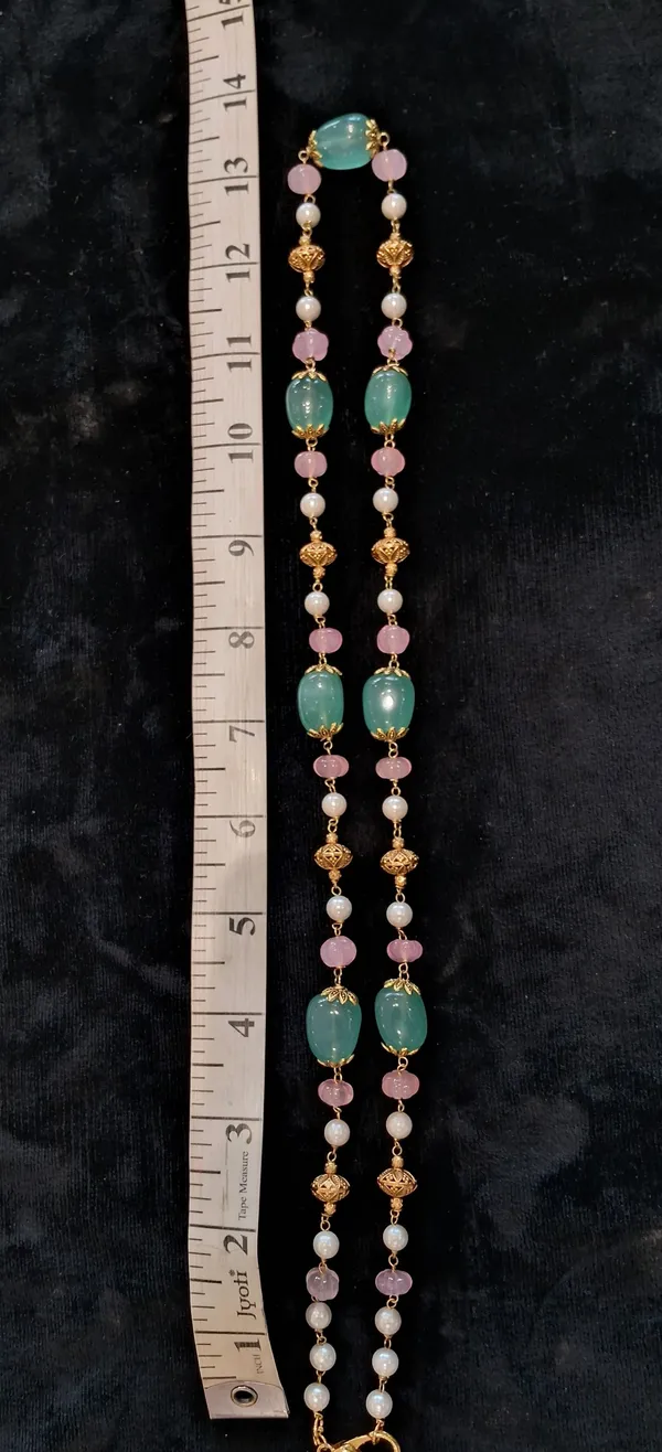 Green_Aventurine_Tumble_Necklace_With_Pearls_And_Pink_Beads
