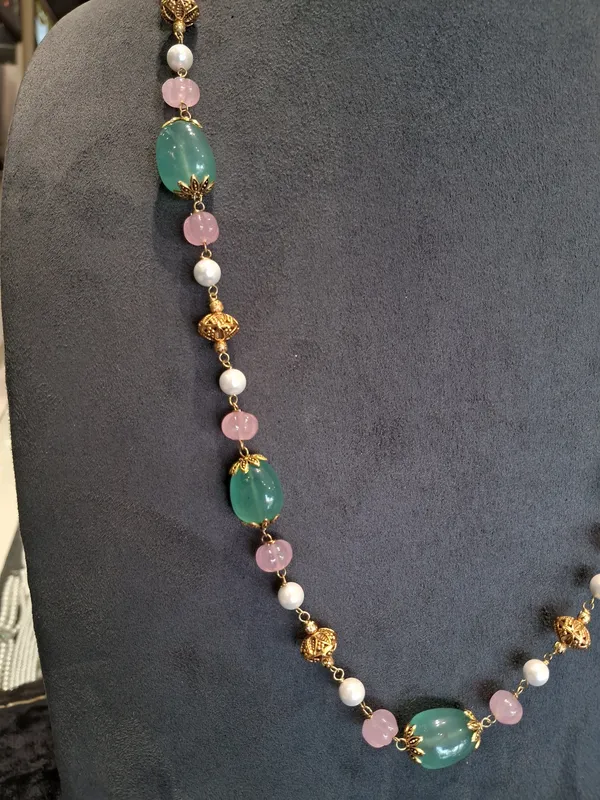 Green_Aventurine_Tumble_Necklace_With_Pearls_And_Pink_Beads