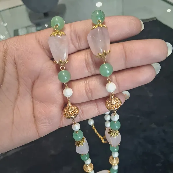 Rose_Quartz_And_Aventurine_Beaded_Necklace