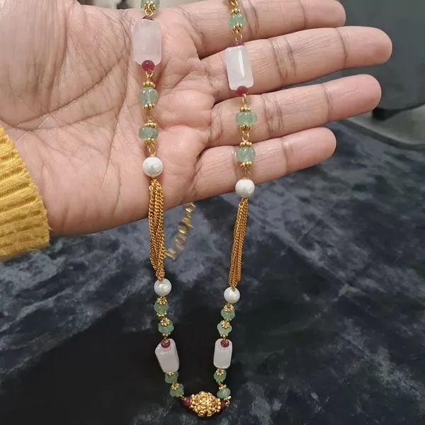Elegant_Aventurine_And_Rose_Quartz_Necklace_With_Pearls