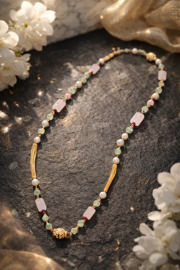 Elegant_Aventurine_And_Rose_Quartz_Necklace_With_Pearls