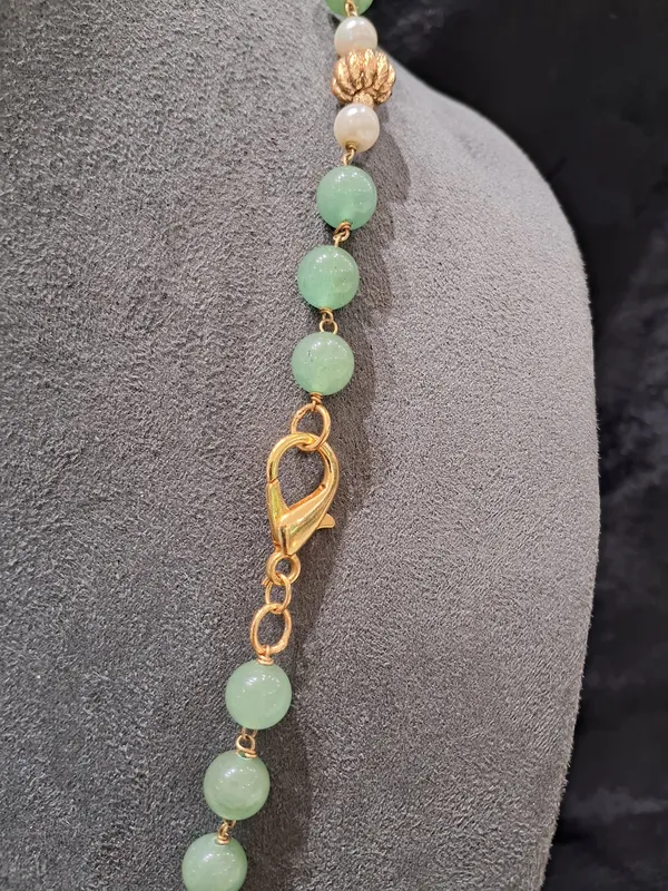 Luxury_Rose_Quartz_Gemstone_Featuring_Green_Aventurine_Necklace