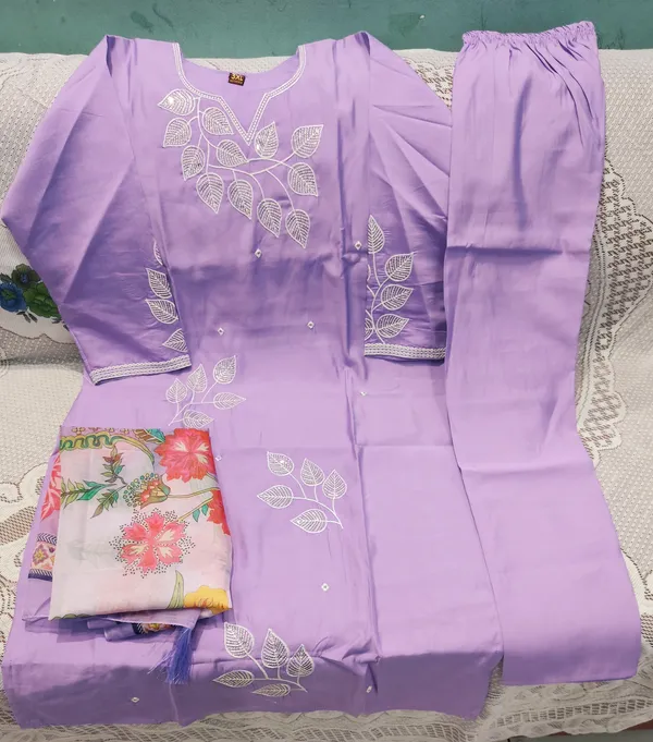 Lavender_Embroidered_Kameez_Suit_Set_With_Printed_Dupatta