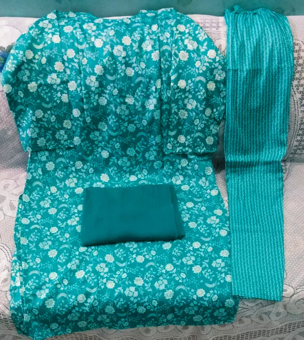 Turquoise_Floral_Print_Cotton_Kurta_Set_With_Dupatta