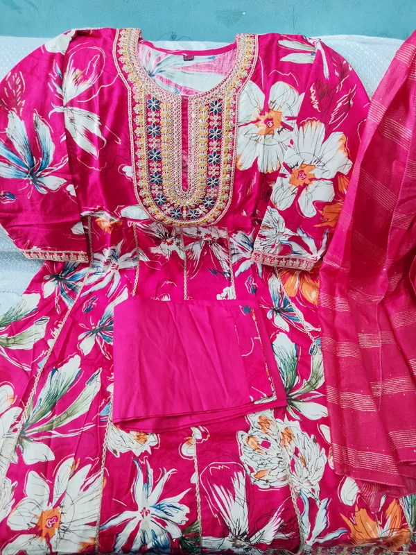 Pink_Floral_Print_Anarkali_Suit_Set_With_Dupatta